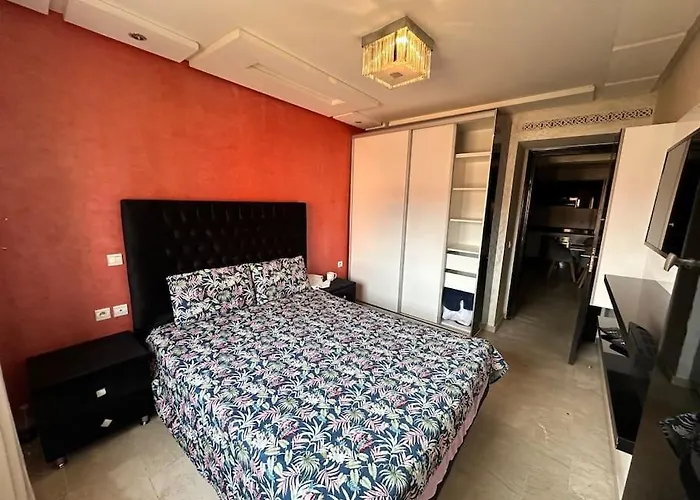 Stylish & Comfy Appartment Haven 5 Stars Location Plaza Views